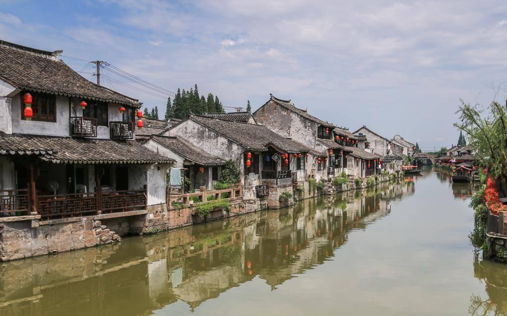 电脑黑屏闪烁-专业问答类网站